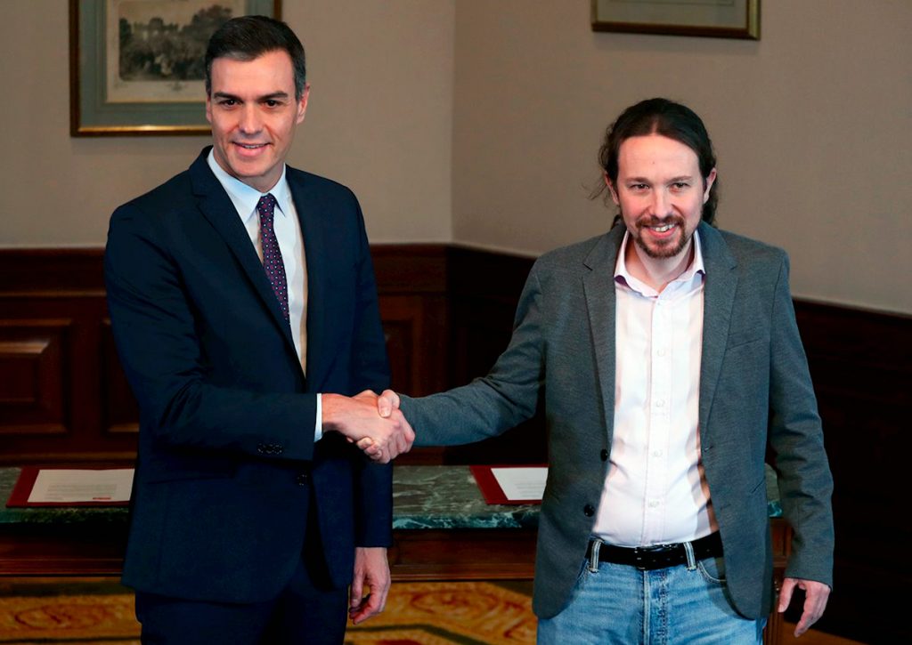 Sánchez e Iglesias firman en el Congreso su acuerdo para un gobierno de coalición