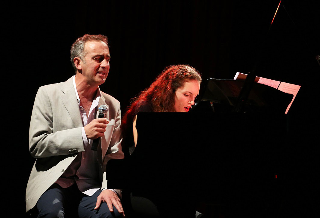 Andrés Molina y la pianista Rebeca Píriz