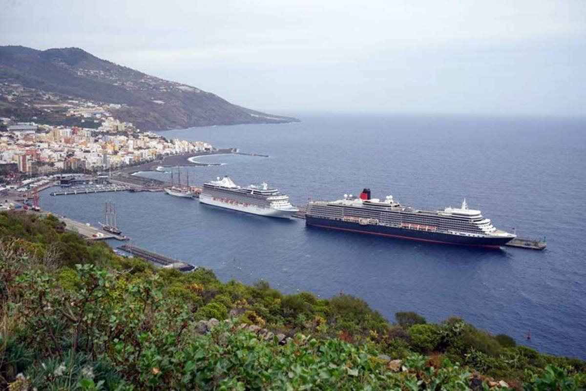Cada año arriban al puerto capitalino más de 250.000 turistas. DA