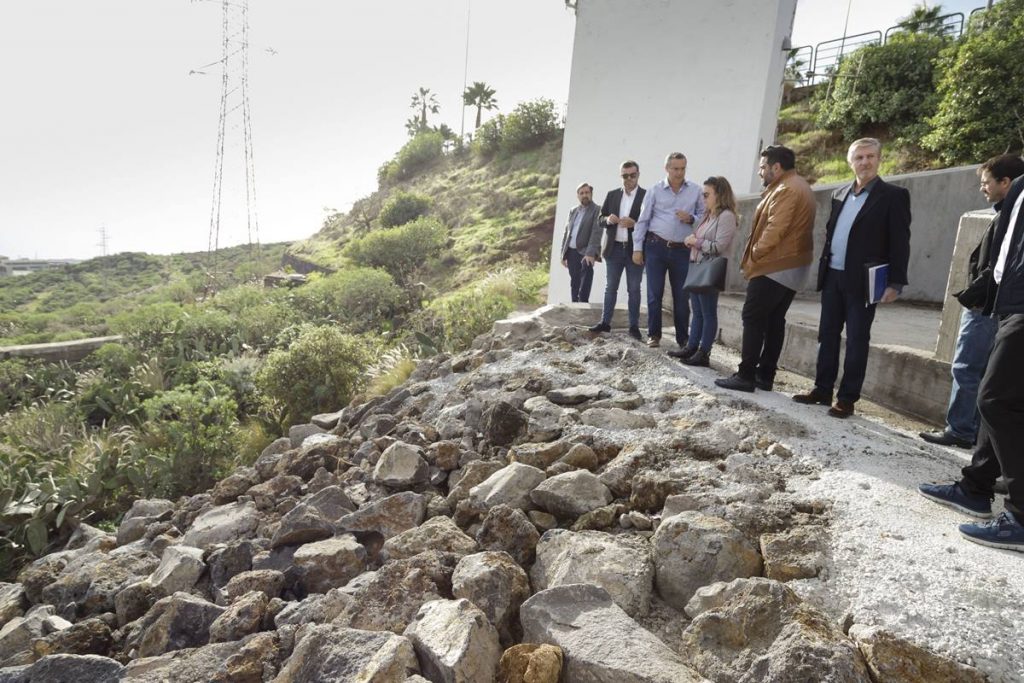 Visita institucional a las obras del colector de La Gallega. EP