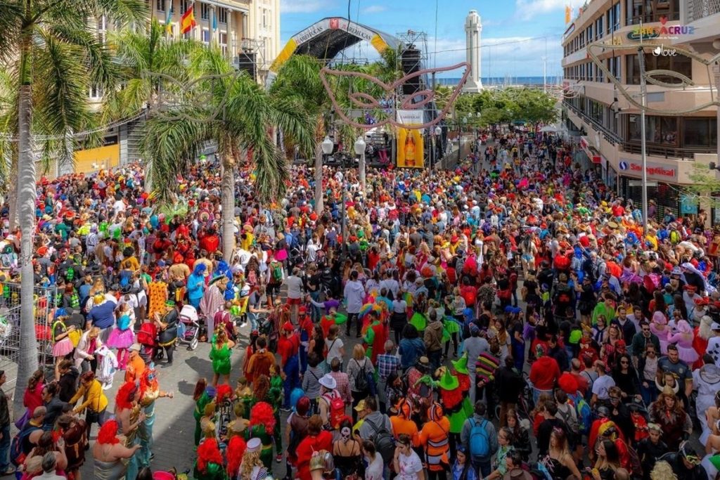 Absueltos los dos jóvenes acusados de violar a una menor en el Carnaval de Santa Cruz de Tenerife