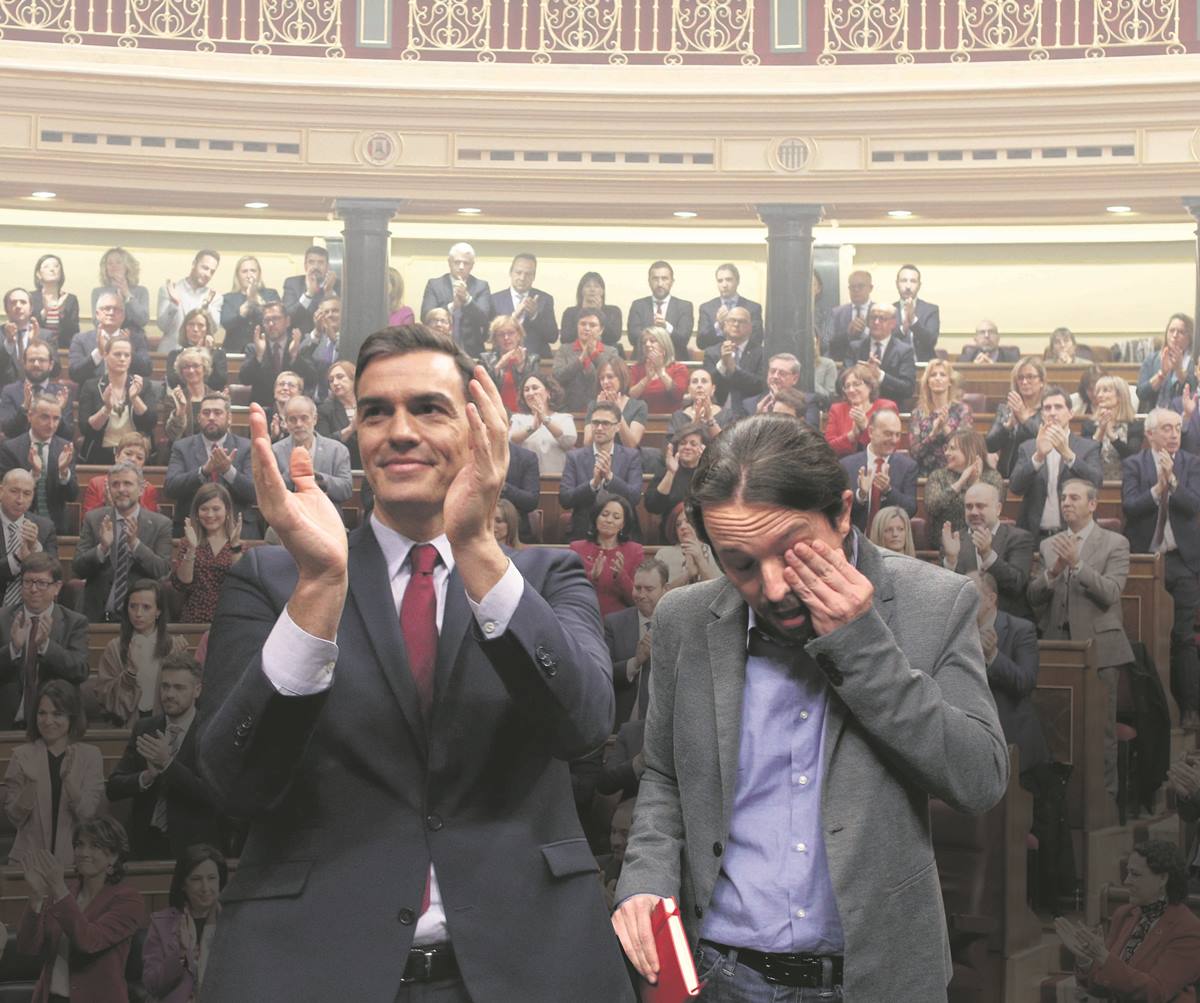 Pedro Sánchez y Pablo Iglesias en la votación que tuvo lugar en el Congreso de los Diputados. DA