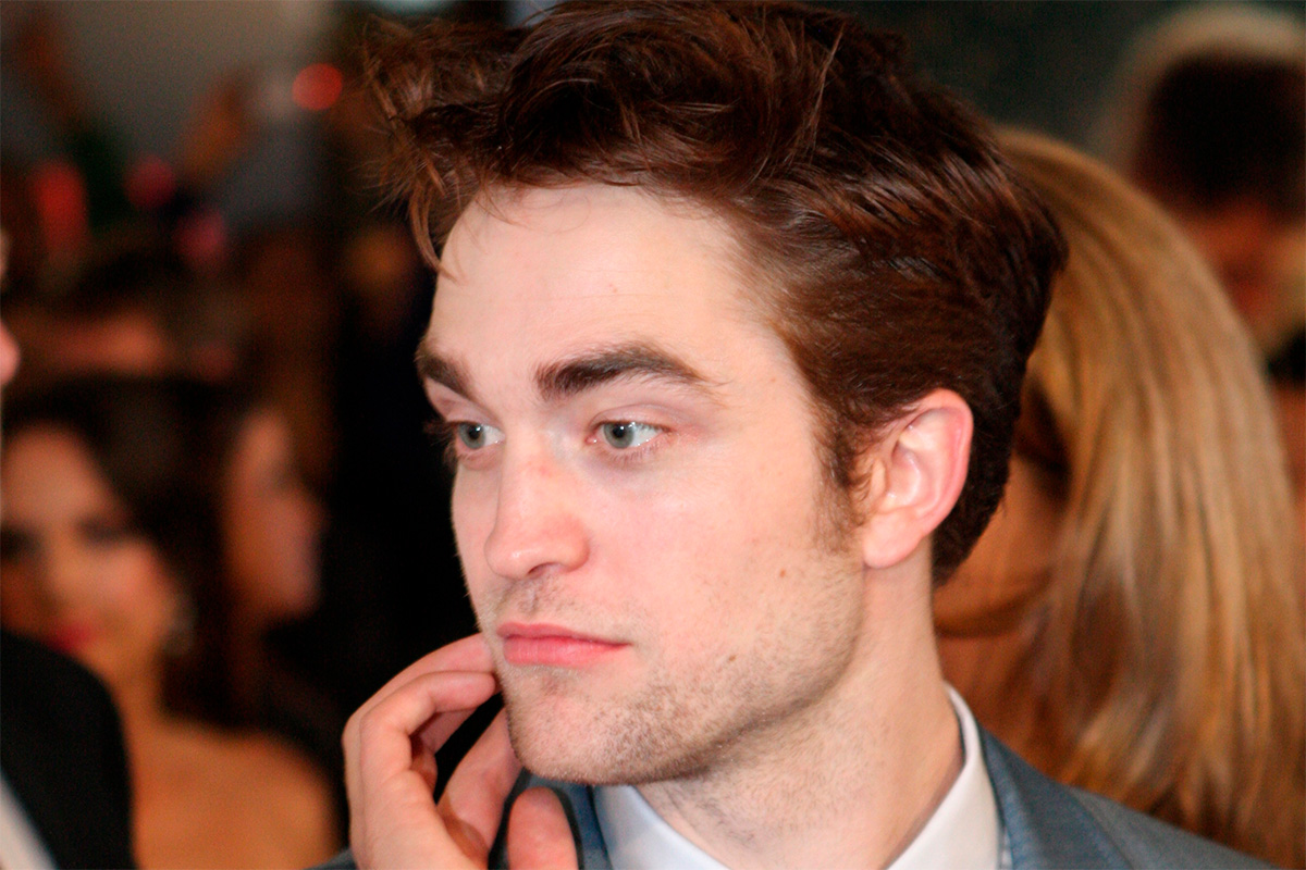 Robert Pattinson provoca la locura con su primera imagen como Batman