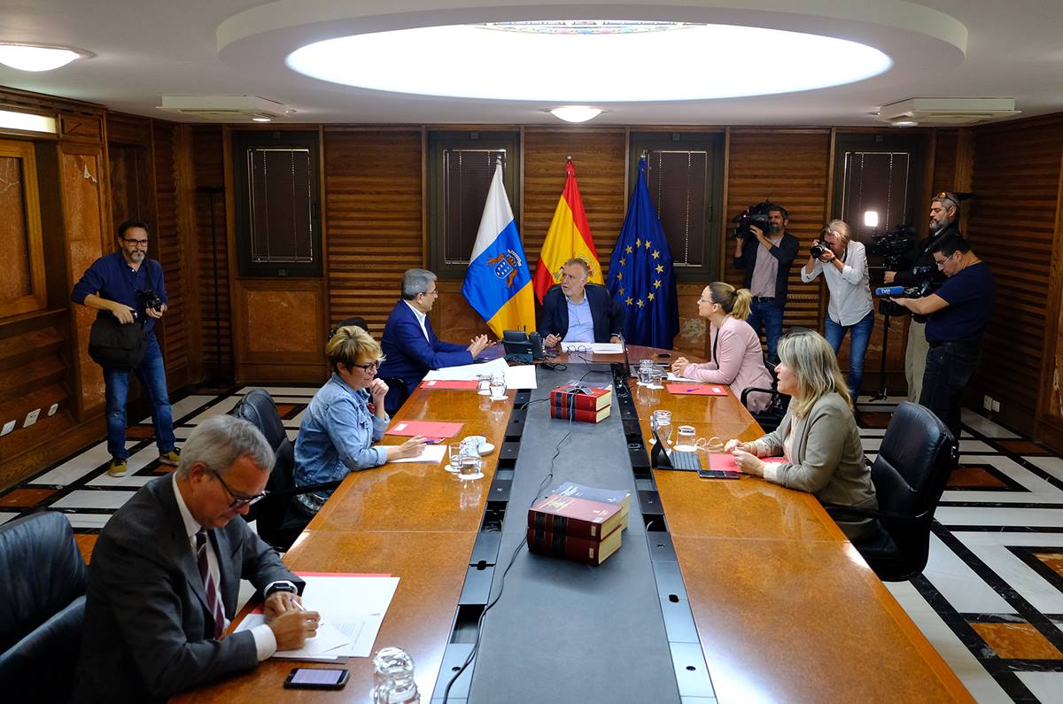 Imagen de la reunión del Consejo de Gobierno celebrada ayer en Gran Canaria presidida por el Ángel Víctor Torres. DA