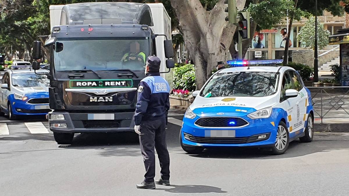 Sancionan a 26 personas Santa Cruz e interceptan 13 vehículos por incumplir el estado de alarma