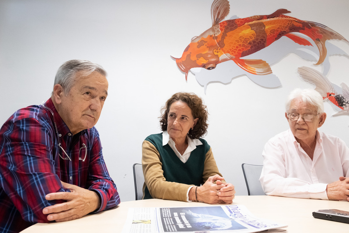 Basilio Valladares, Almudena Rivera y Antonio Sierra, tres expertos canarios, ponen sobre la mesa los datos sobre el Covid-19. FOTO: FRAN PALLERO