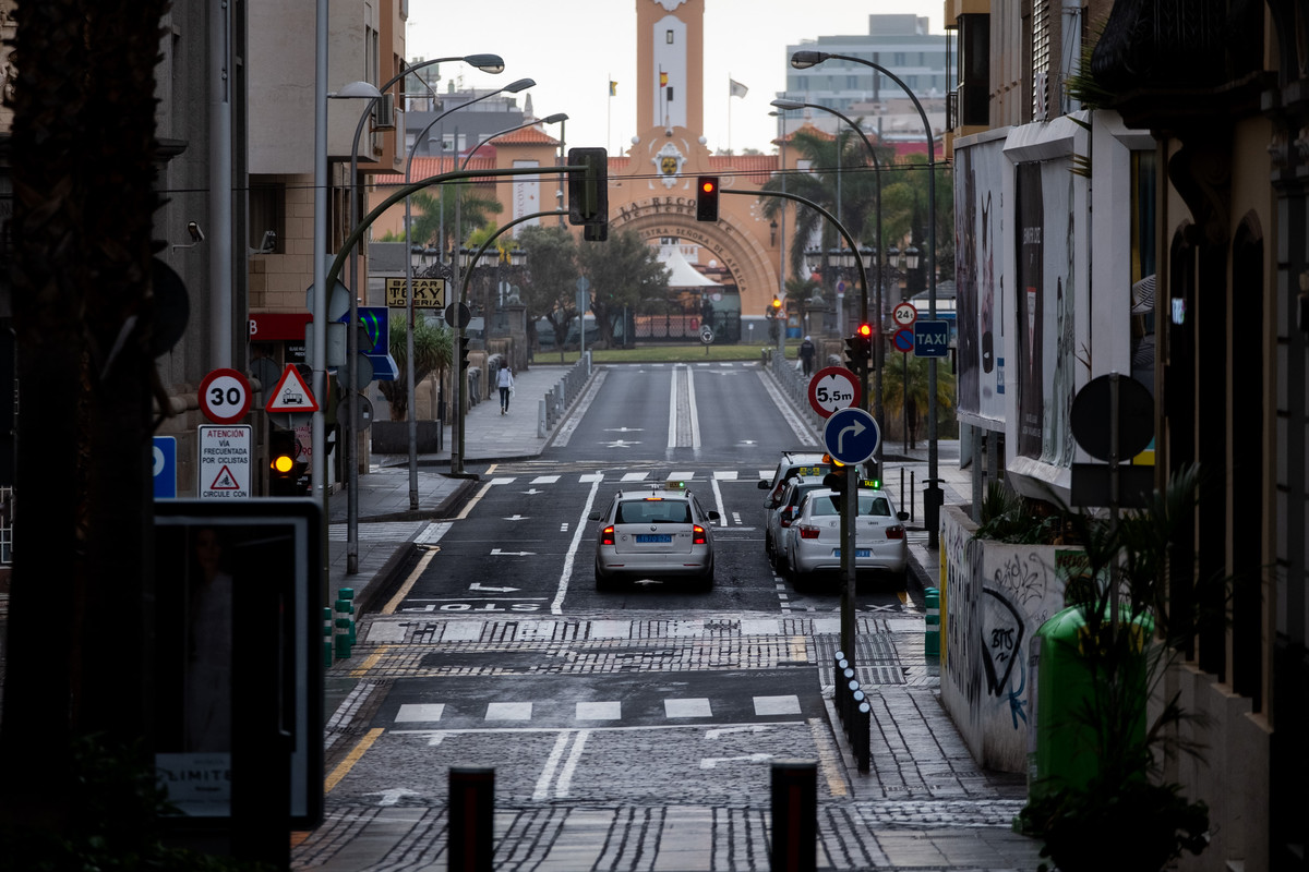 Calles de Santa Cruz de Tenerife durante el estado de alarma por coronavirus| FRAN PALLERO