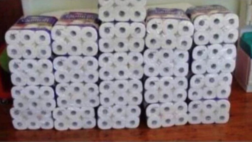 La sorprendente venta de una mujer: los 378 rollos de papel higiénico que le sobraban