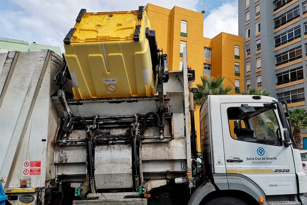 RECICLAJE PLÁSTICO MEDIO AMBIENTE
