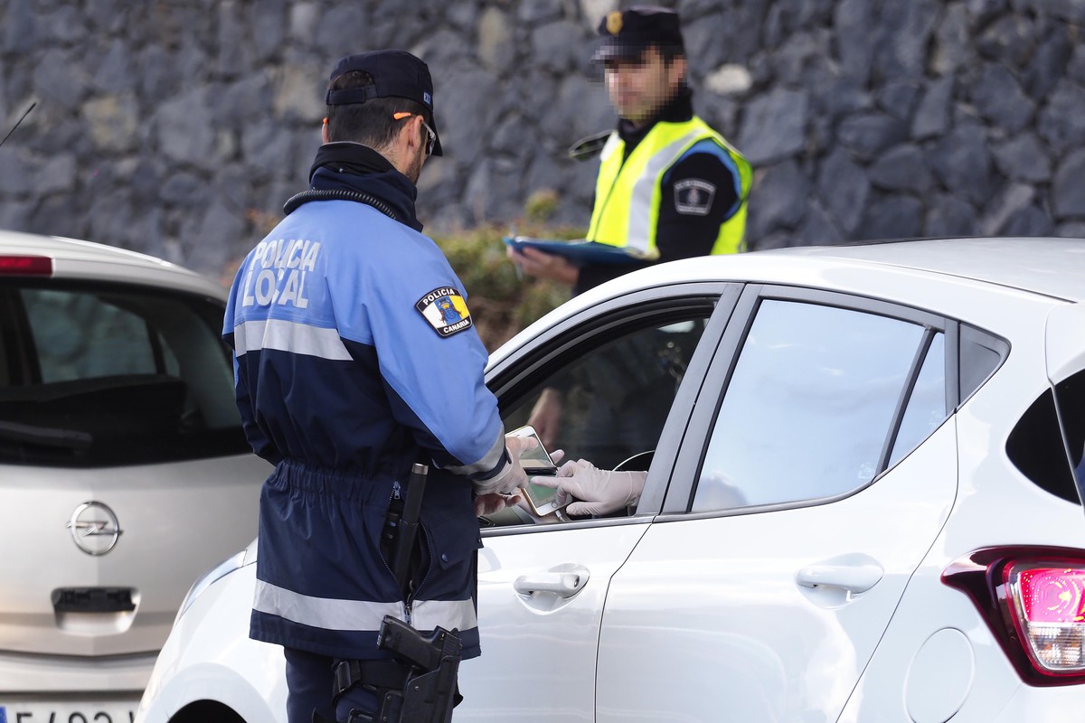 Control policial en Tenerife. Sergio Méndez