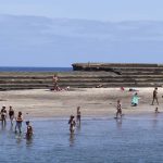 Las piscinas de Bajamar reabrieron ayer al público. / SERGIO MÉNDEZ