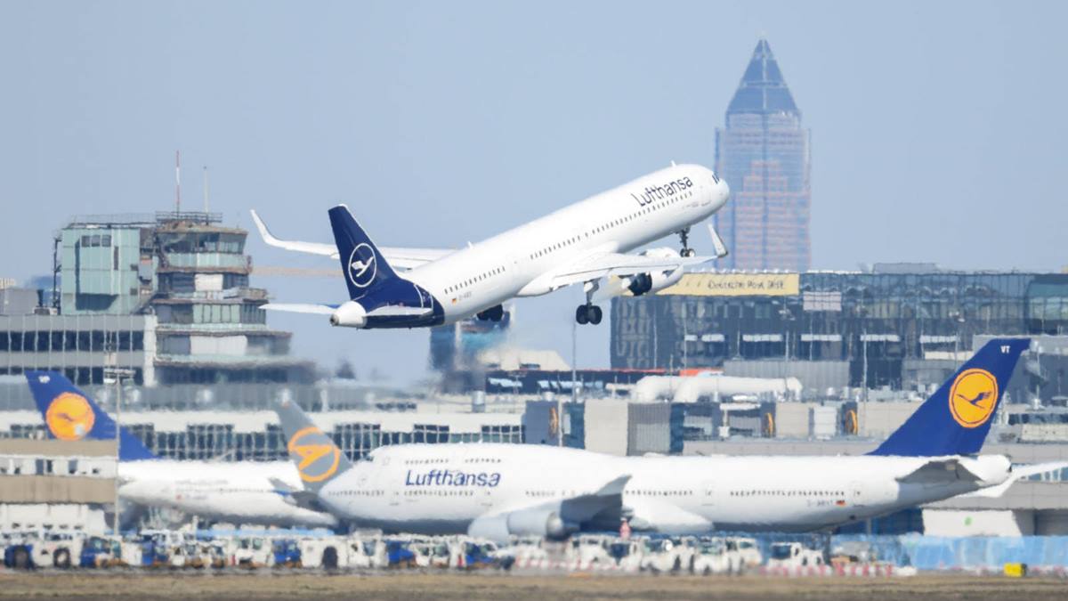 Lufthansa duplica los vuelos a Canarias por Semana Santa tras el alza de reservas