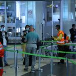 Salvan la vida a un hombre que se desvaneció en el aeropuerto Tenerife Sur