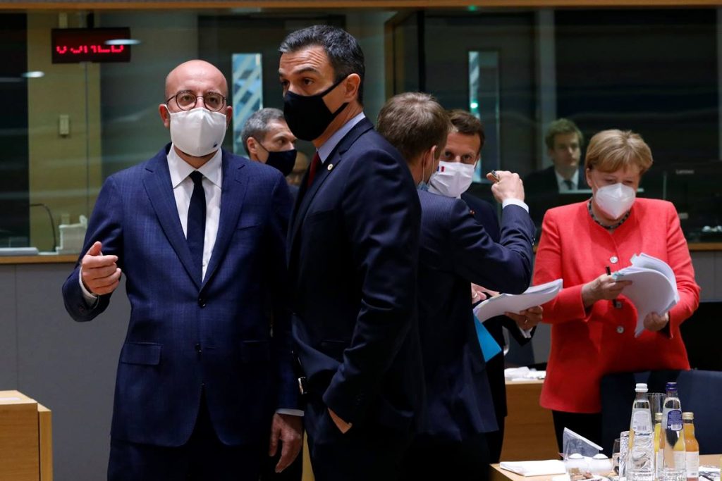 Los líderes europeos pactan un fondo de recuperación de 750.000 millones financiado con deuda conjunta. EP