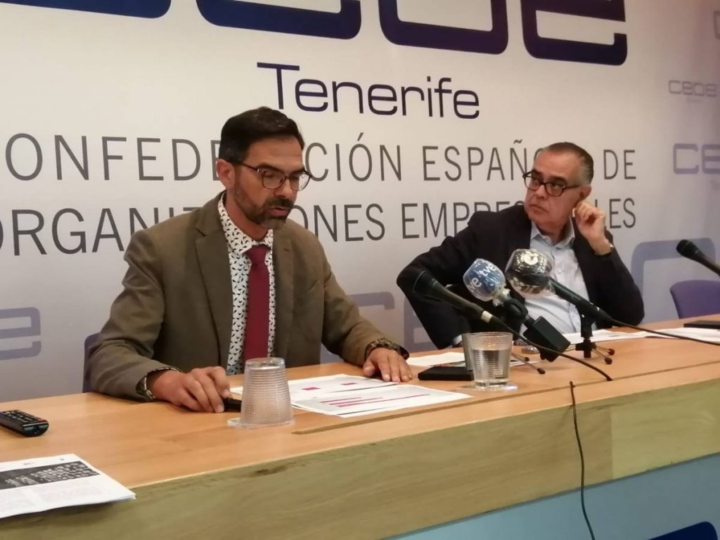 Los responsables de CEOE-Tenerife presentaron ayer el informe de coyuntura del segundo semestre de 2020. DA