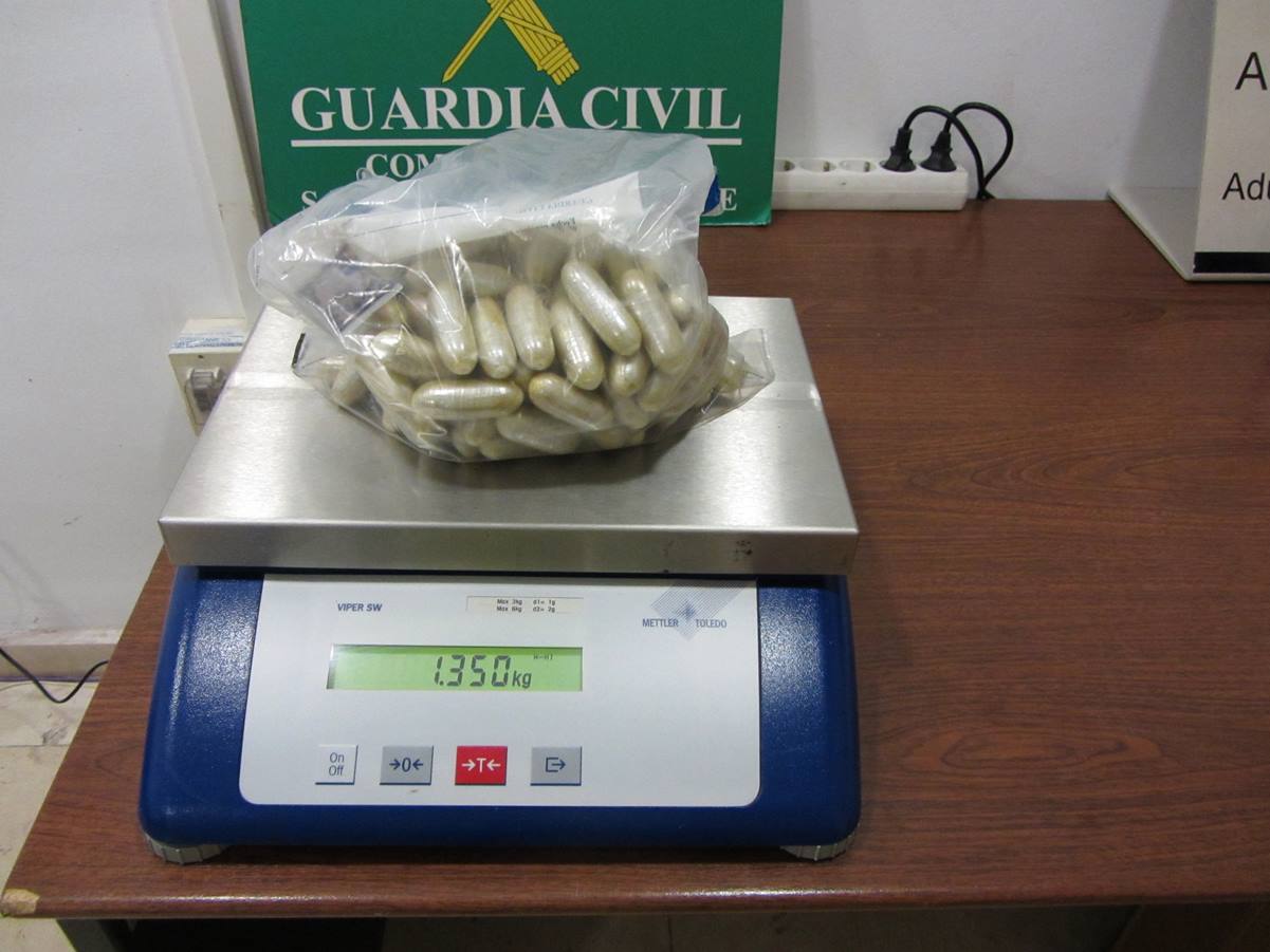 Detenido con 94 cápsulas de heroína en su interior en el aeropuerto Tenerife Norte