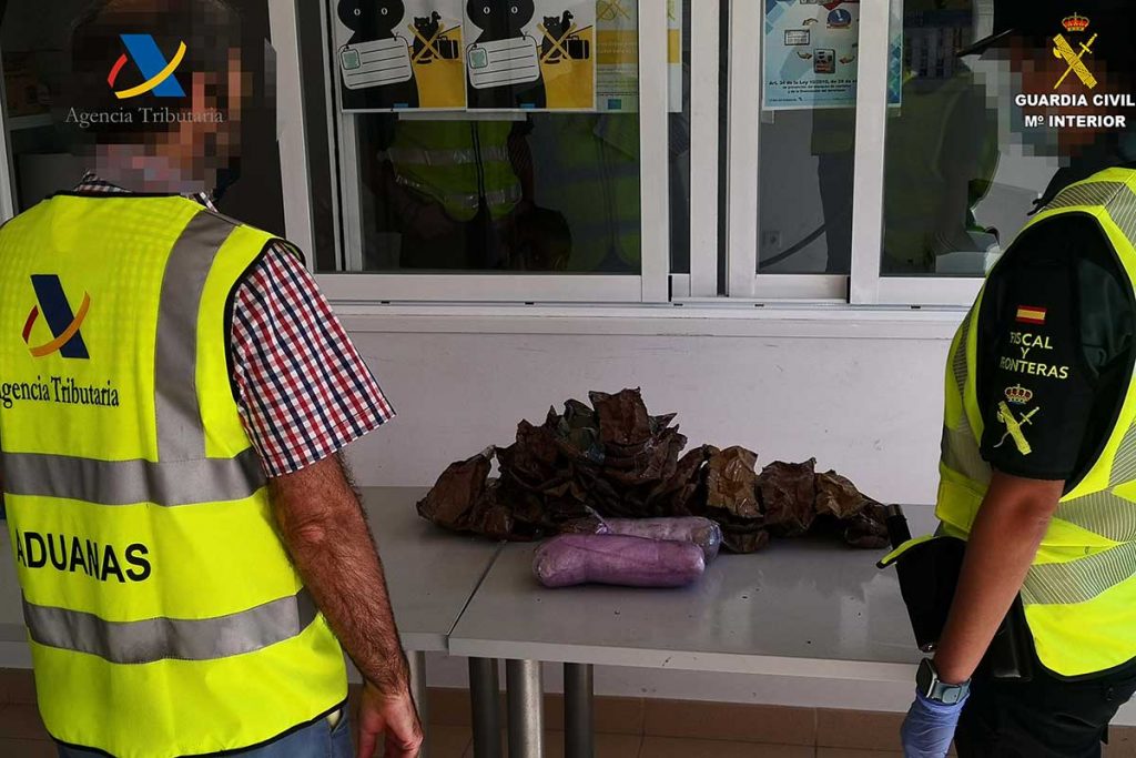 Intervienen en el Puerto de Huelva 13,5 kilos de cocaína oculta en un coche que accedía al ferry de Canarias