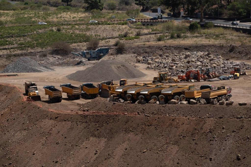 Obras del Anillo Insular, en el municipio de Santiago del Teide. DA
