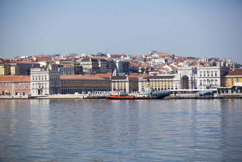 Imagen de la Plaza del Comercio, la más importante de la capital. Turismo de Lisboa