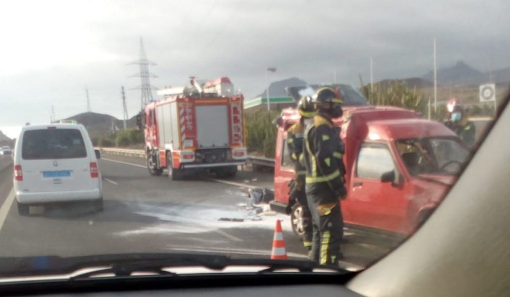 Muere tras volcar con su vehículo en el sur de Tenerife