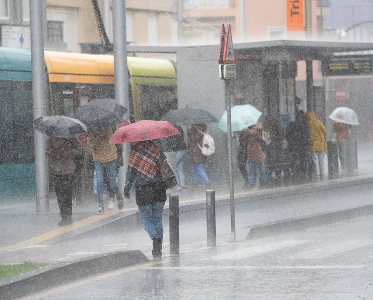 Alerta hoy por una tormenta subtropical sobre Canarias