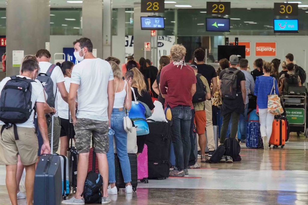 Canarias recibió en julio a más turistas que antes de la pandemia