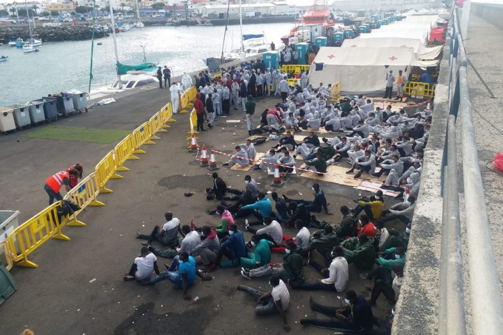 El papa León XIV elige el "puerto de la vergüenza" para su cita más emotiva con los migrantes en Canarias