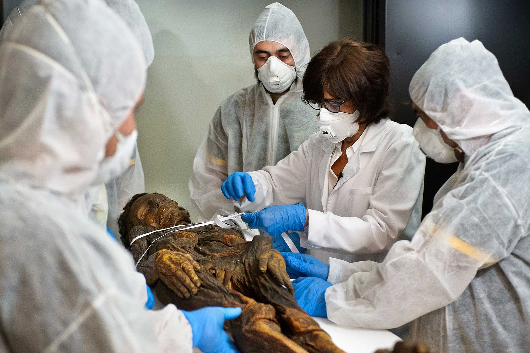 La momia del Barranco de Herques, que está en el Museo Arqueológico Nacional desde el siglo XVIII, es la mejor conservada de la cultura guanche. DA