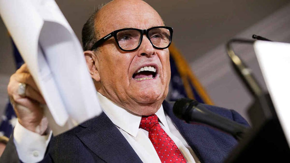 El abogado personal del presidente Donald Trump y exalcalde de Nueva York, Rudy Giuliani (76)