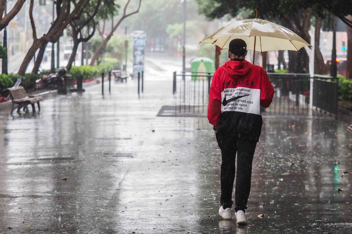 Lluvia en Santa Cruz. Fran Pallero