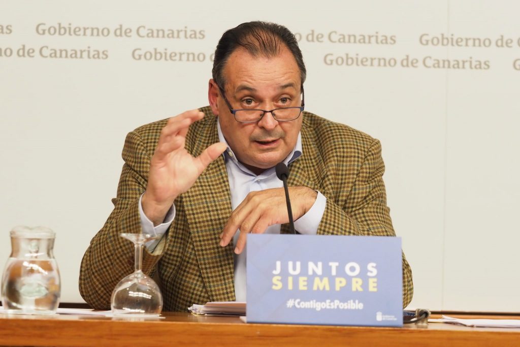 El consejero de Sanidad del Gobierno de Canarias, Blas Trujillo. Sergio Méndez