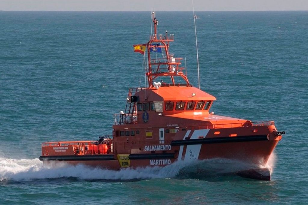 Rescatadas en las últimas horas dos pateras con 84 personas en aguas de Lanzarote
