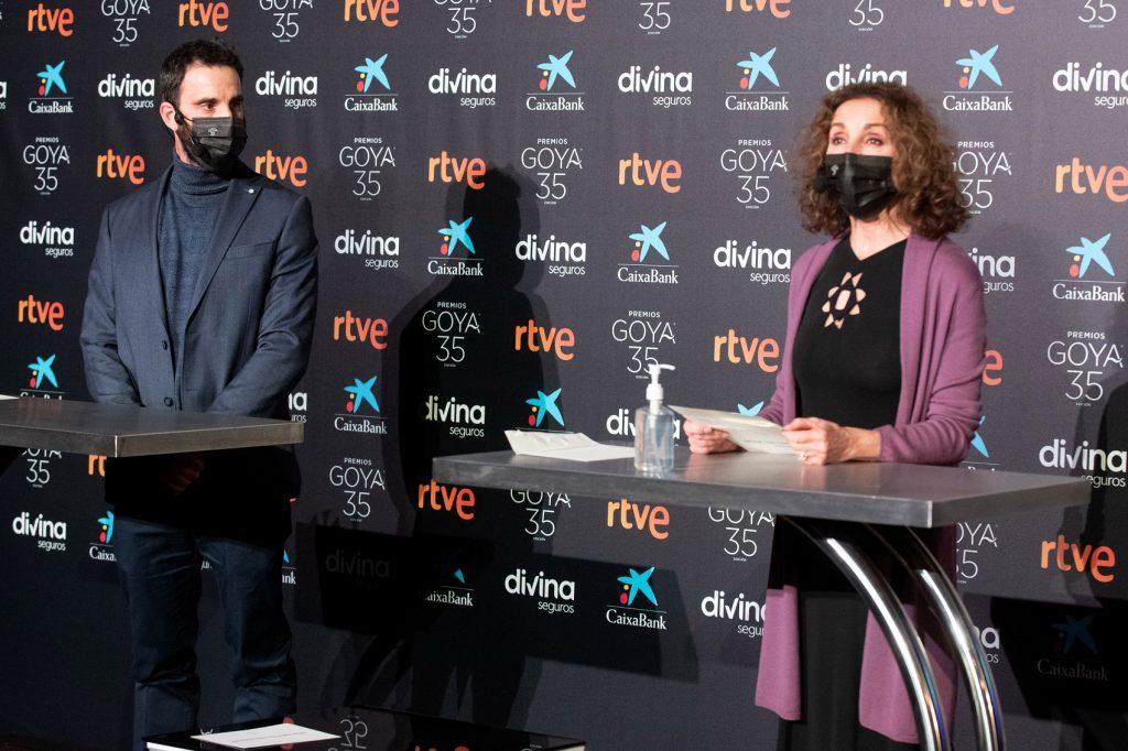 El actor Dani Rovira y la cantante y actriz Ana Belén anunciaron este lunes los nominados a los Goya. / EP