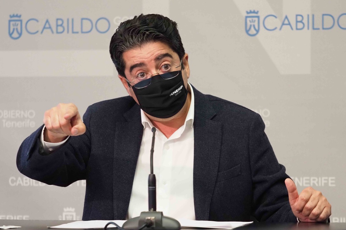 Pedro Martín criticó que pese a que una setencia eximía de seguir pagando los ‘swaps’ tras saldar una deuda, el cabildo no reclamó la devolución. Sergio Méndez