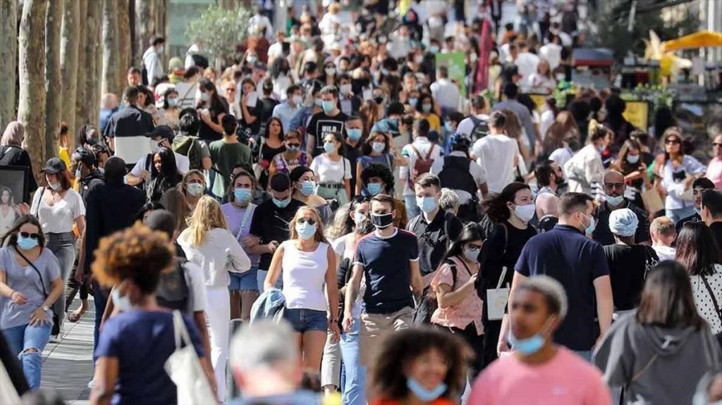 Canarias registró en las últimas 24 horas un total de 284 nuevos casos positivos de COVID, más de la mitad de los cuales, en concreto 154, correspondió a la isla de Tenerife.