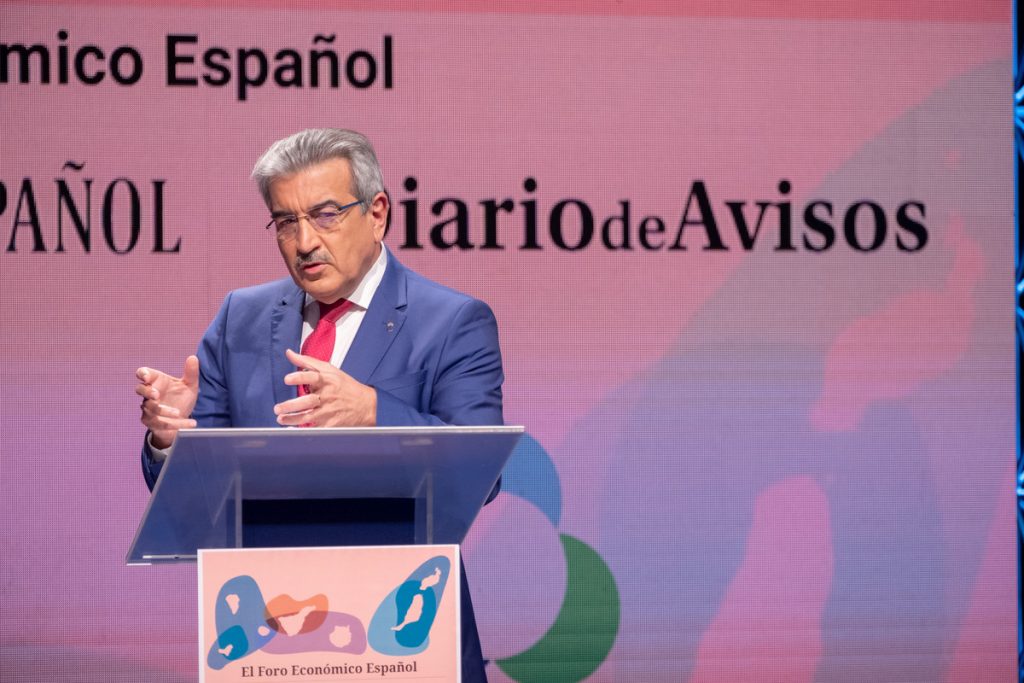 Román Rodríguez, vicepresidente de Canarias, en el foro Canarias tras la Covid