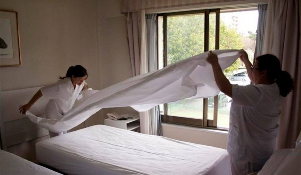Límite a las habitaciones diarias que pueden hacer las camareras de piso en Canarias