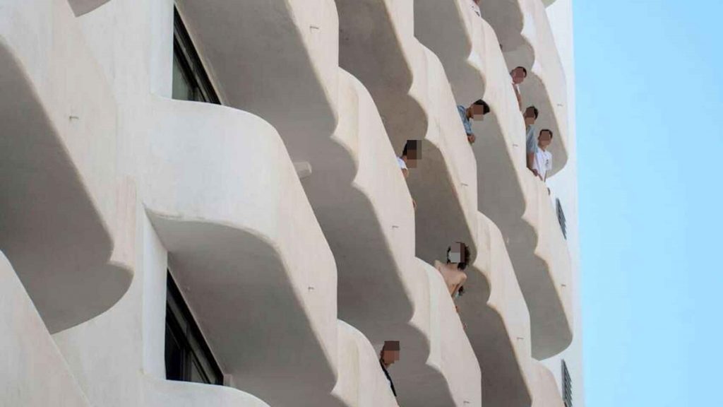 Alumnos confinados en un hotel de Mallorca. Europa Press