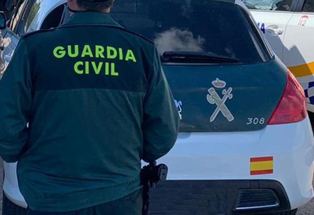 Identificados los agresores del joven que cayó desde un edificio en Canarias tras una pelea