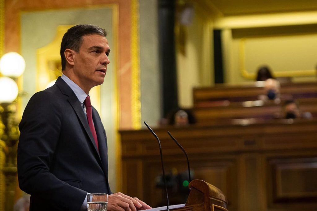 El presidente del Gobierno, Pedro Sánchez, ayer en el pleno del Congreso de los Diputados.
