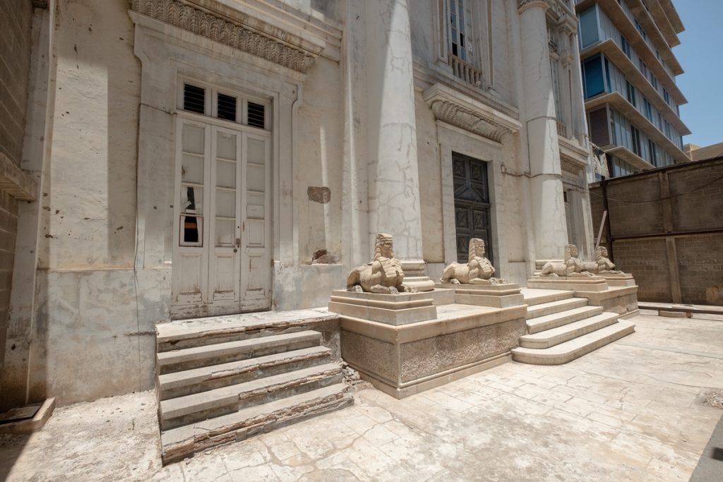 Imagen del Templo Masónico después de que el mes pasado se procediera a realizar una limpieza de la fachada del edificio.