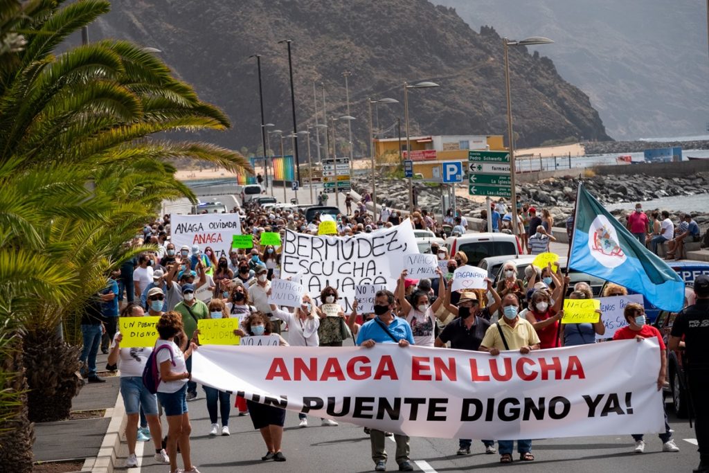 Imagen de la manifestación en la avenida marítima de San Andrés. Fran Pallero