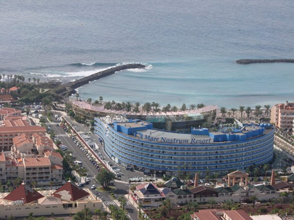 El complejo Mare Nostrum, en el sur de Tenerife, está compuesto por tres hoteles: el Mediterranean Palace, el Cleopatra Palace y el Sir Anthony. DA