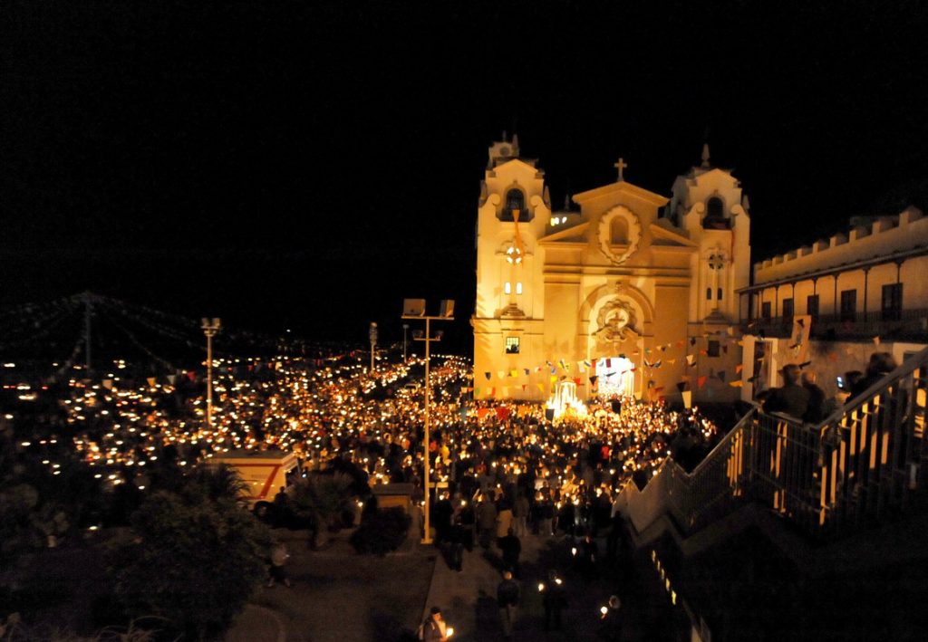 La Basílica de Candelaria la víspera del día de la Patrona de Canarias. DA