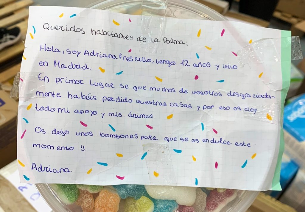 La carta que una niña madrileña envío al pabellón de Santa Cruz de La Palma. Twitter