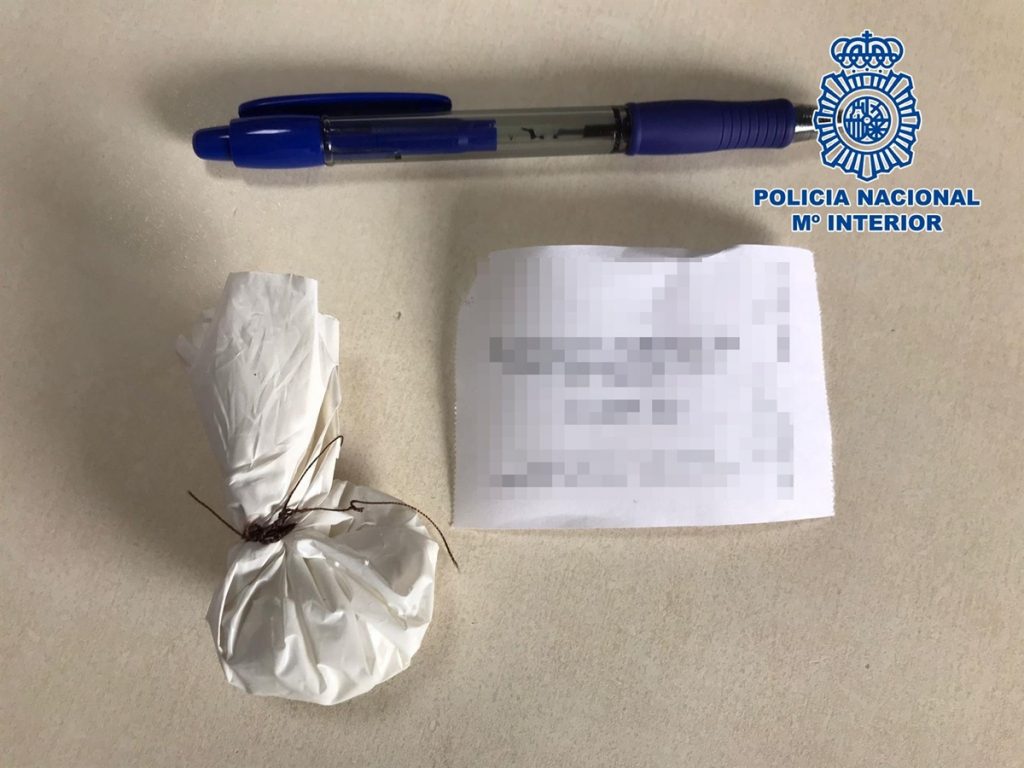 Bolsa de cocaína intervenida en Santa Cruz de Tenerife - POLICÍA NACIONAL
