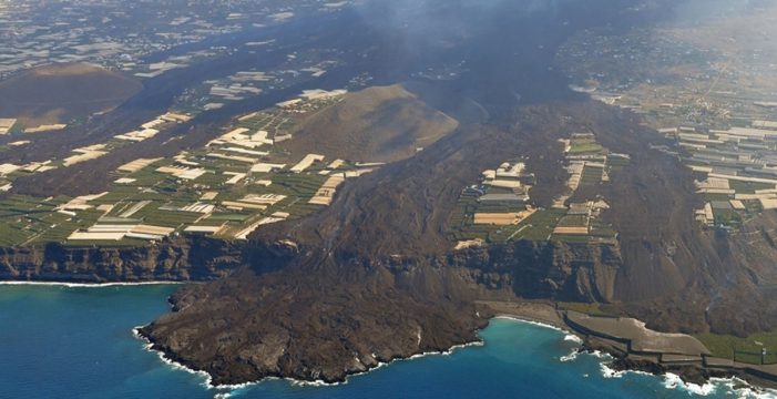 Canarias permitirá reconstruir a unas 50 familias de La Palma las viviendas perdidas por la erupción