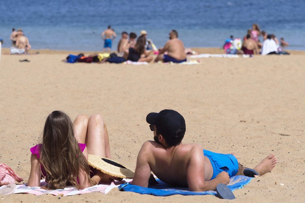 Ligera subida de temperaturas con calima en Canarias