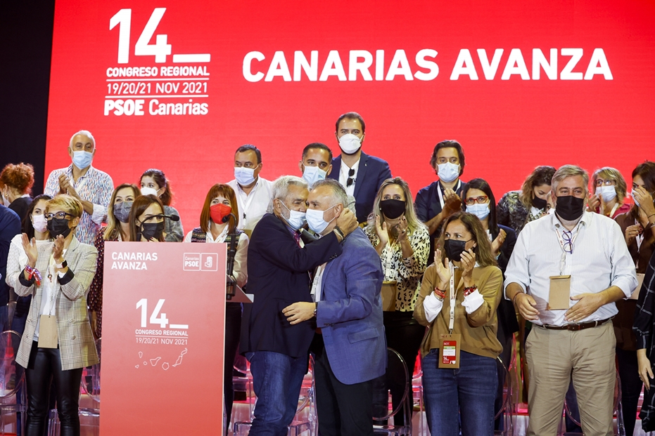 Clausura del 14º congreso del PSOE de Canarias. / DA