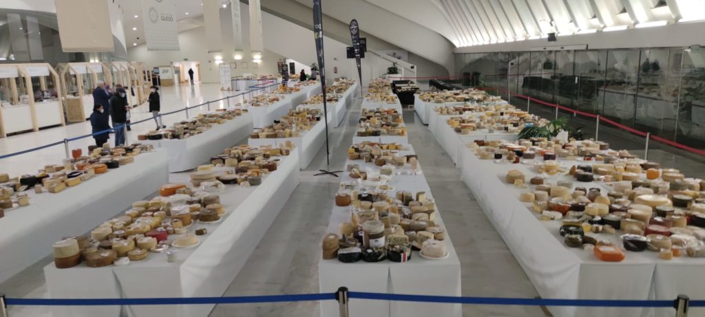 La XXIII edición del World Cheese Awards, celebrada en Oviedo, concluyó premiando a 41 quesos canarios, 18 más que en la convocatoria anterior, en 2019.